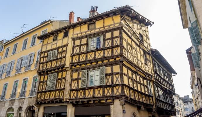 Bourg en Bresse and its historic centre